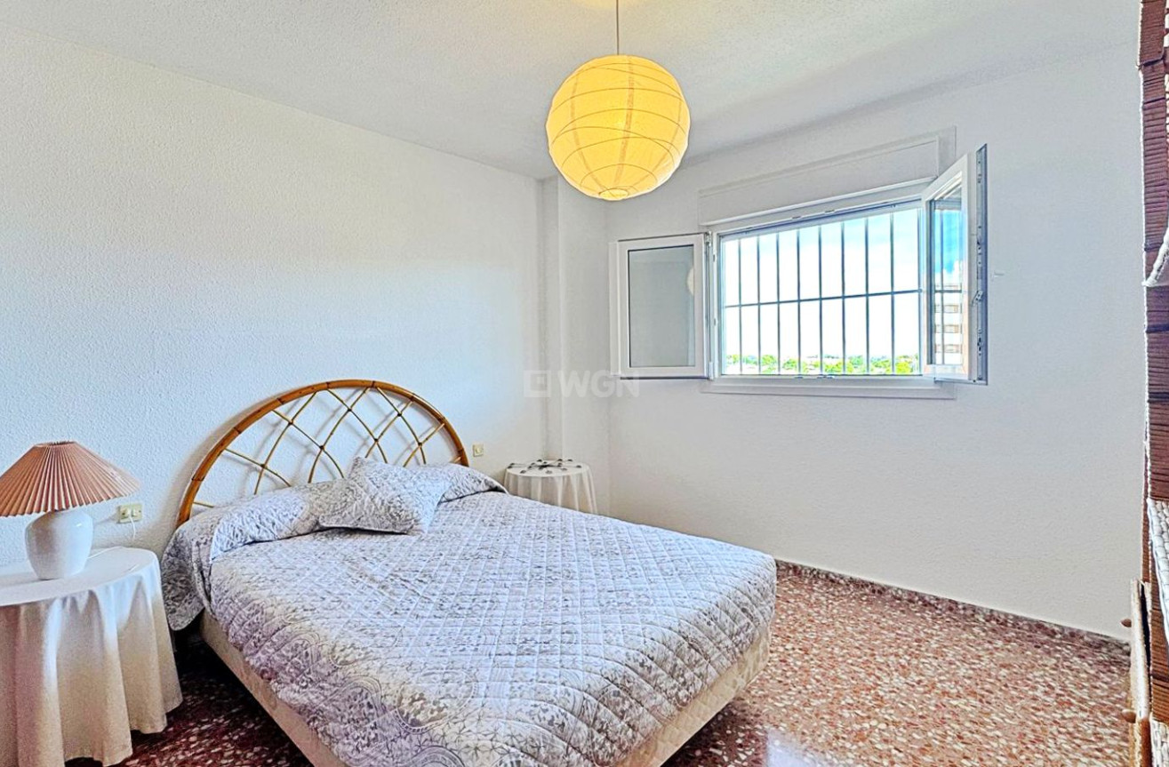 Reventa - Apartamento / piso - Torrevieja - Costa Blanca