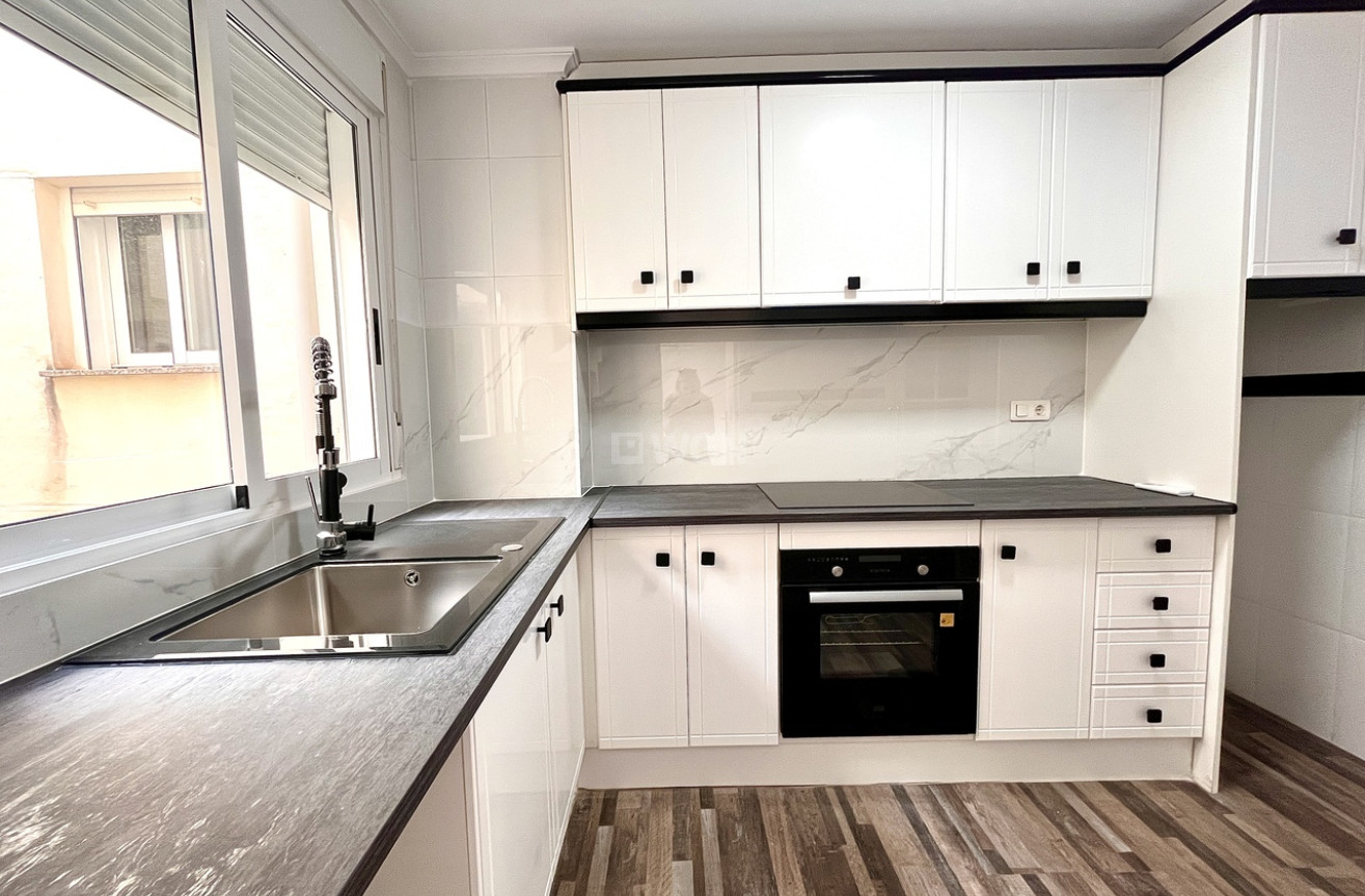 Resale - Apartment / flat - San Miguel de Salinas - Inland