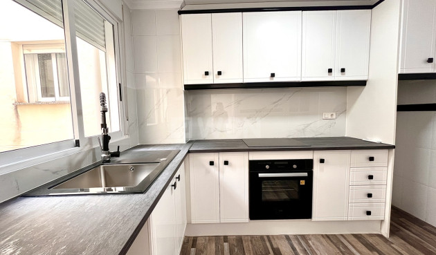 Resale - Apartment / flat - San Miguel de Salinas - Inland