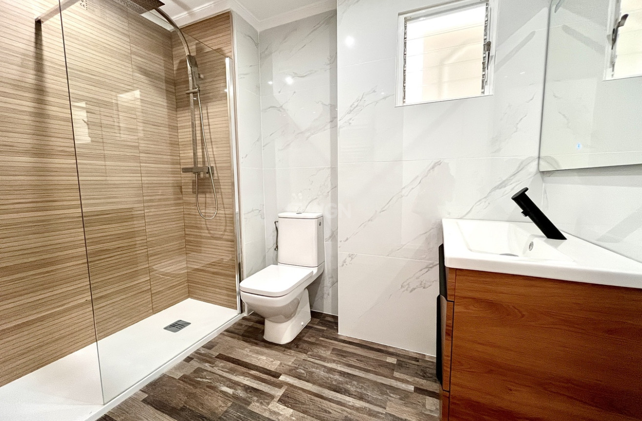 Resale - Apartment / flat - San Miguel de Salinas - Inland