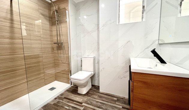 Resale - Apartment / flat - San Miguel de Salinas - Inland