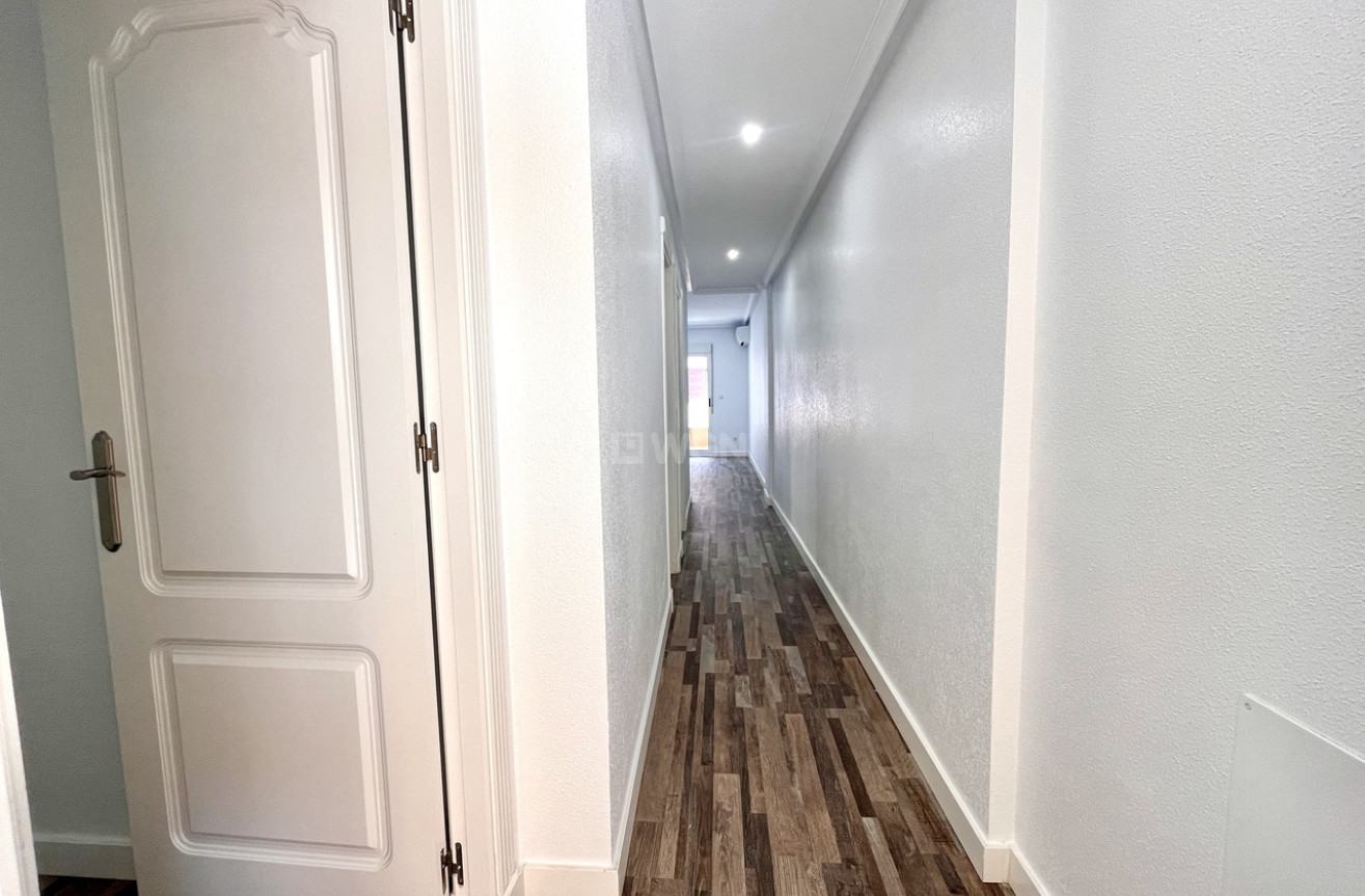 Resale - Apartment / flat - San Miguel de Salinas - Inland