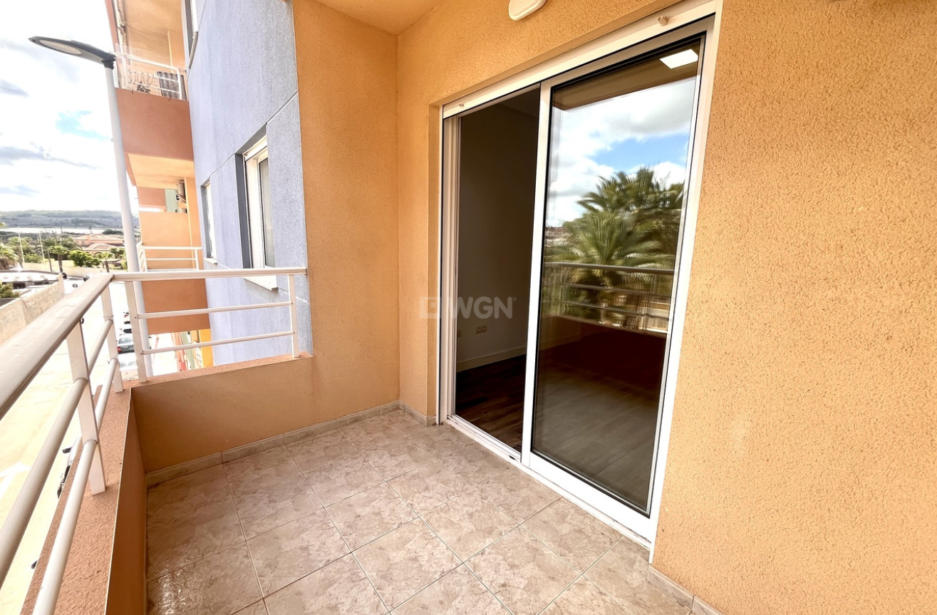 Resale - Apartment / flat - San Miguel de Salinas - Inland