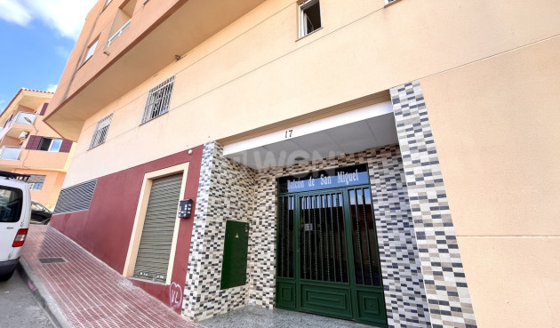 Resale - Apartment / flat - San Miguel de Salinas - Inland
