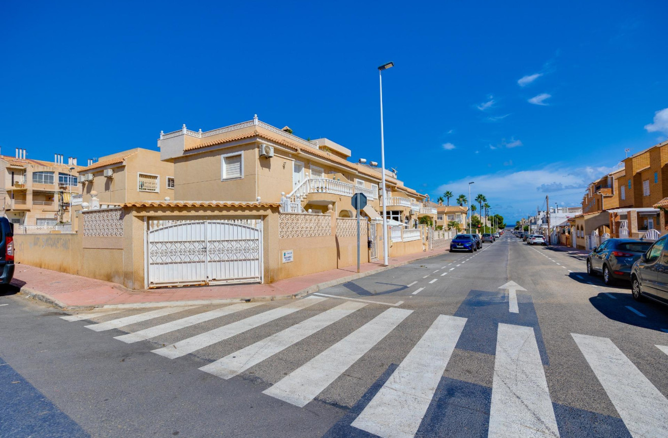 Wiederverkauf - Bungalow - Torrevieja - Los Frutales