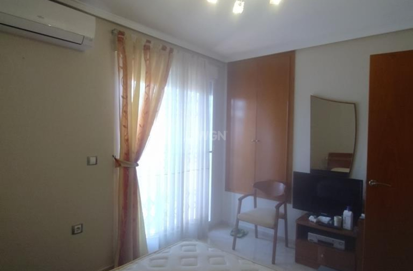 Wiederverkauf - Villa - Torrevieja - AGUAS NUEVAS 25