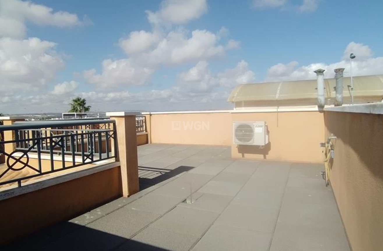 Wiederverkauf - Villa - Torrevieja - AGUAS NUEVAS 25