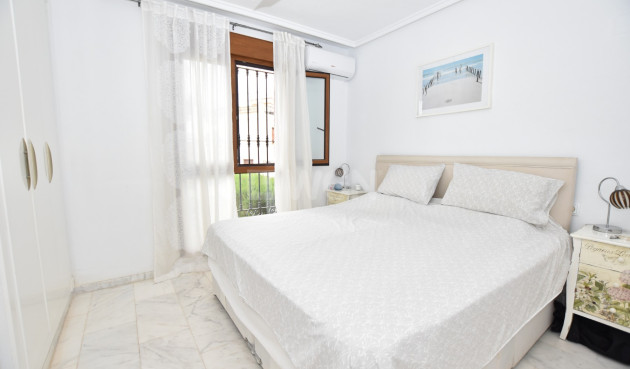 Odsprzedaż - Kamienica - Algorfa - Inland