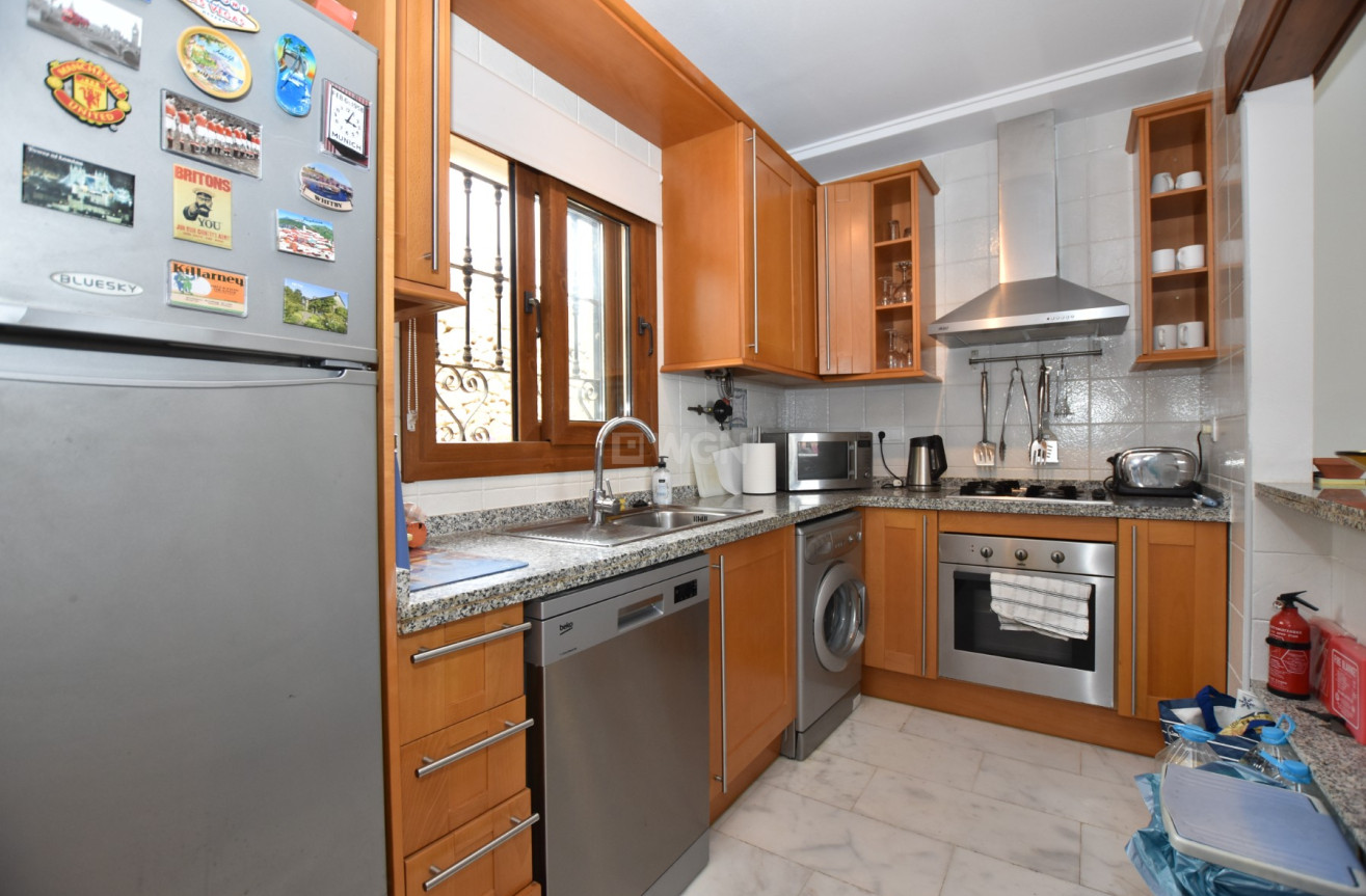 Odsprzedaż - Kamienica - Algorfa - Inland