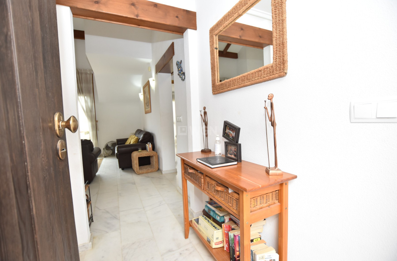 Odsprzedaż - Kamienica - Algorfa - Inland