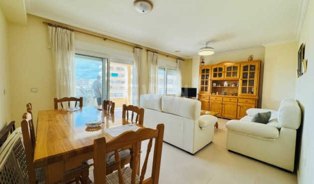 Resale - Apartment / flat - La Mata - Costa Blanca