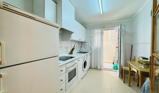 Resale - Apartment / flat - La Mata - Costa Blanca