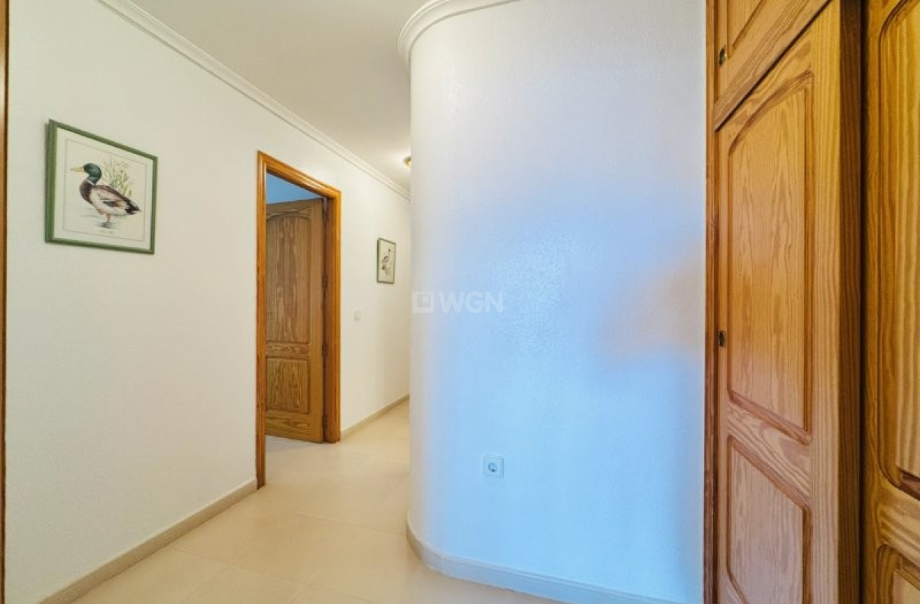 Resale - Apartment / flat - La Mata - Costa Blanca