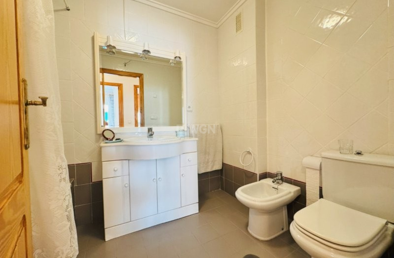 Resale - Apartment / flat - La Mata - Costa Blanca