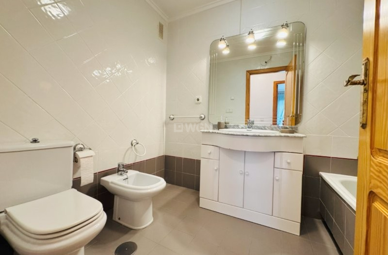 Resale - Apartment / flat - La Mata - Costa Blanca