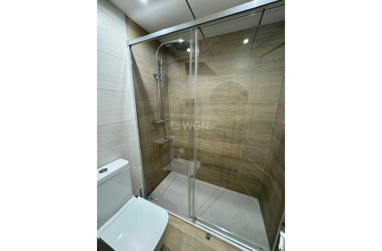 Resale - Apartment / flat - Torrevieja - Calas Blancas