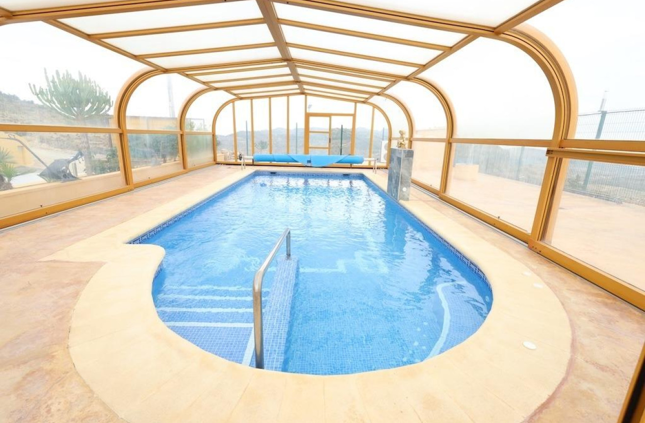 Reventa - Villa - Fortuna - Inland