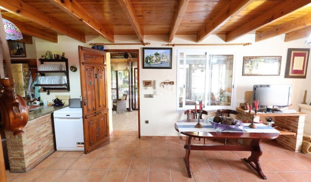 Reventa - Villa - Fortuna - Inland