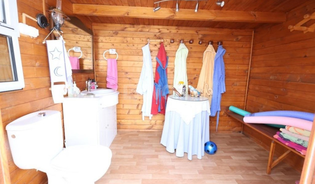 Reventa - Villa - Fortuna - Inland