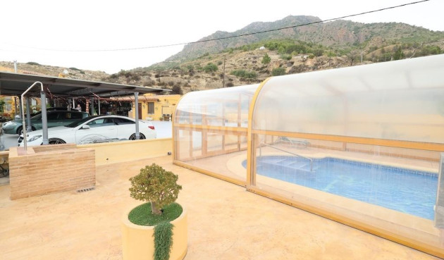 Reventa - Villa - Fortuna - Inland