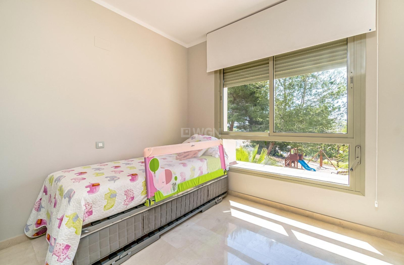 Resale - Apartment / flat - Orihuela - Las Colinas Golf