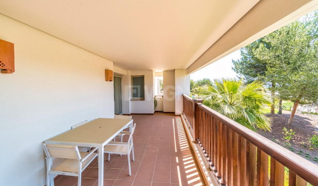 Resale - Apartment / flat - Orihuela - Las Colinas Golf