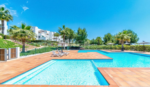 Resale - Apartment / flat - Orihuela - Las Colinas Golf