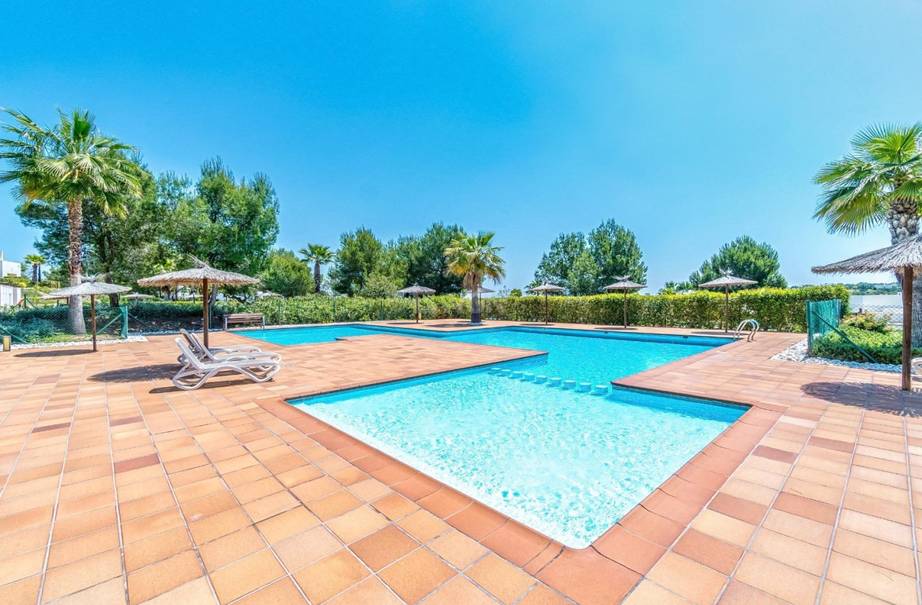 Resale - Apartment / flat - Orihuela - Las Colinas Golf