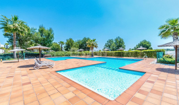 Resale - Apartment / flat - Orihuela - Las Colinas Golf