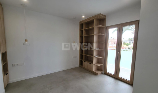 Odsprzedaż - Villa - Orihuela Costa - Cabo Roig