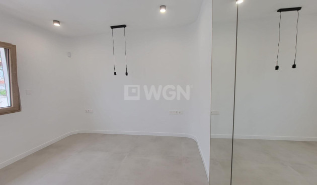 Odsprzedaż - Villa - Orihuela Costa - Cabo Roig