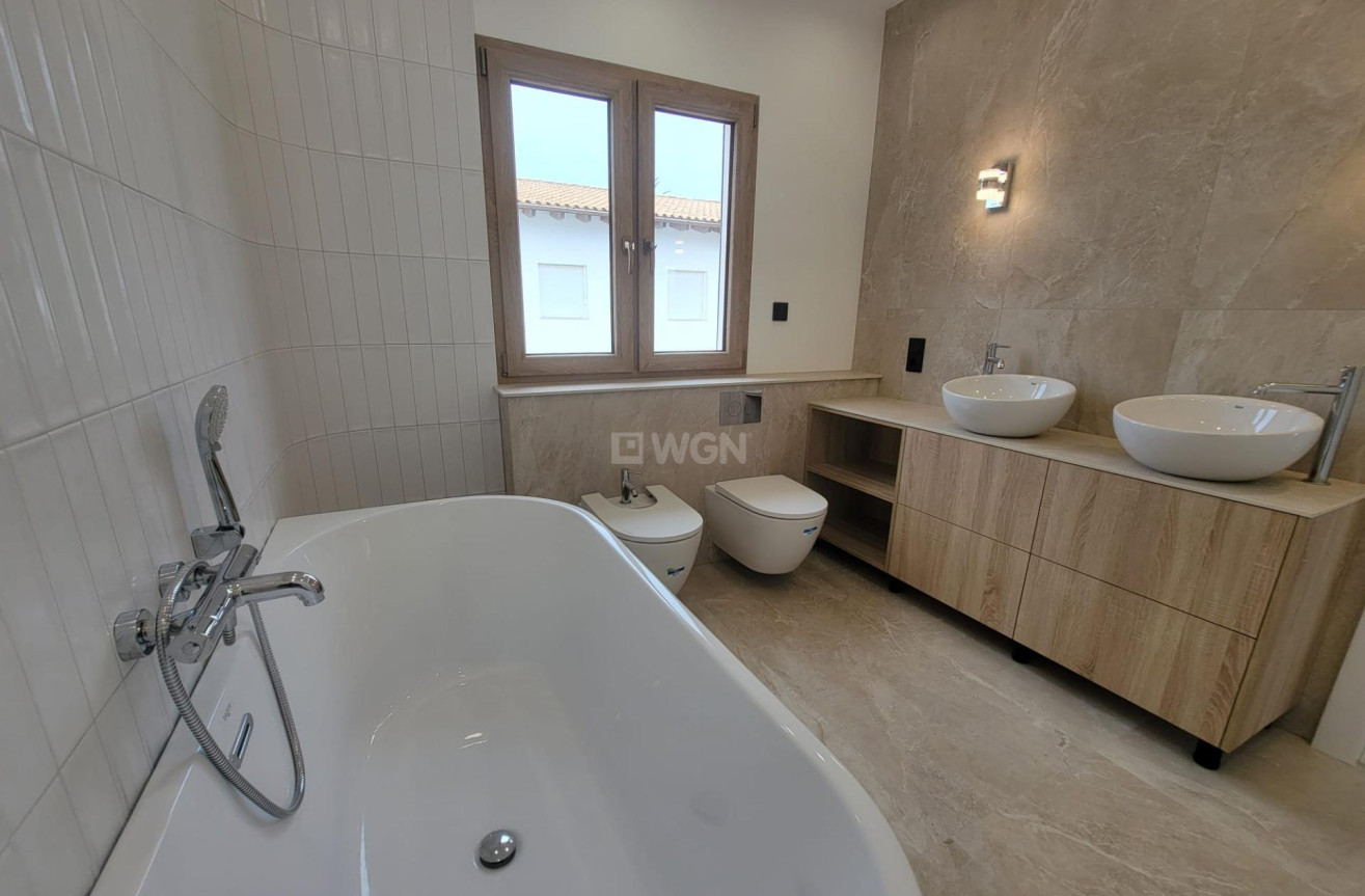 Odsprzedaż - Villa - Orihuela Costa - Cabo Roig