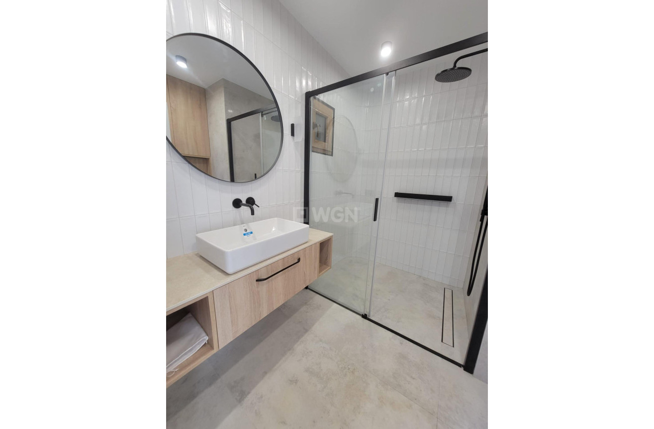 Odsprzedaż - Villa - Orihuela Costa - Cabo Roig