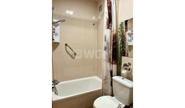 Reventa - Apartamento / piso - Torrevieja - Acequion