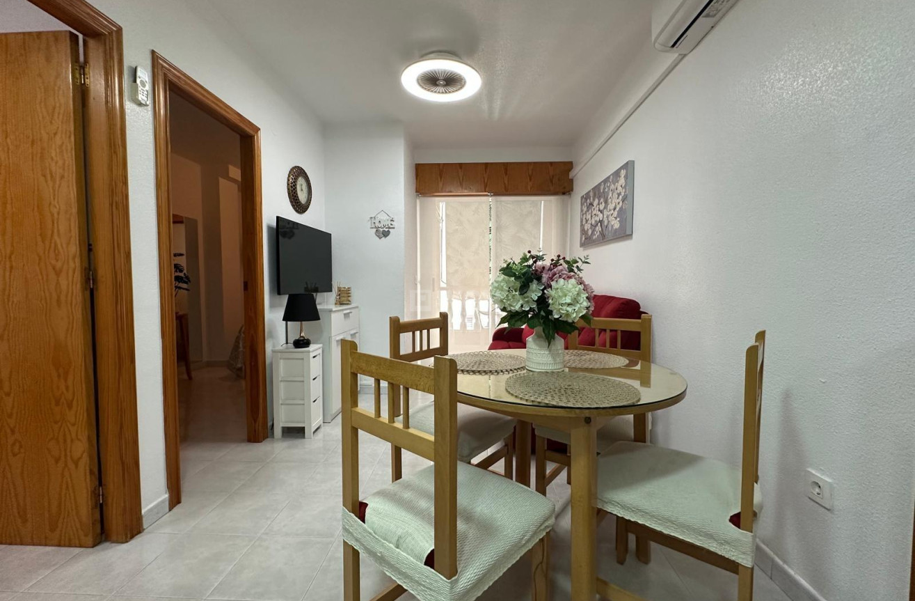 Reventa - Apartamento / piso - Torrevieja - Acequion