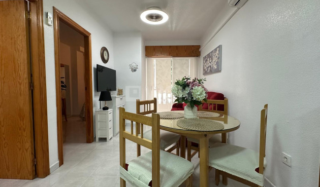 Reventa - Apartamento / piso - Torrevieja - Acequion