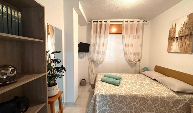 Reventa - Apartamento / piso - Torrevieja - Acequion