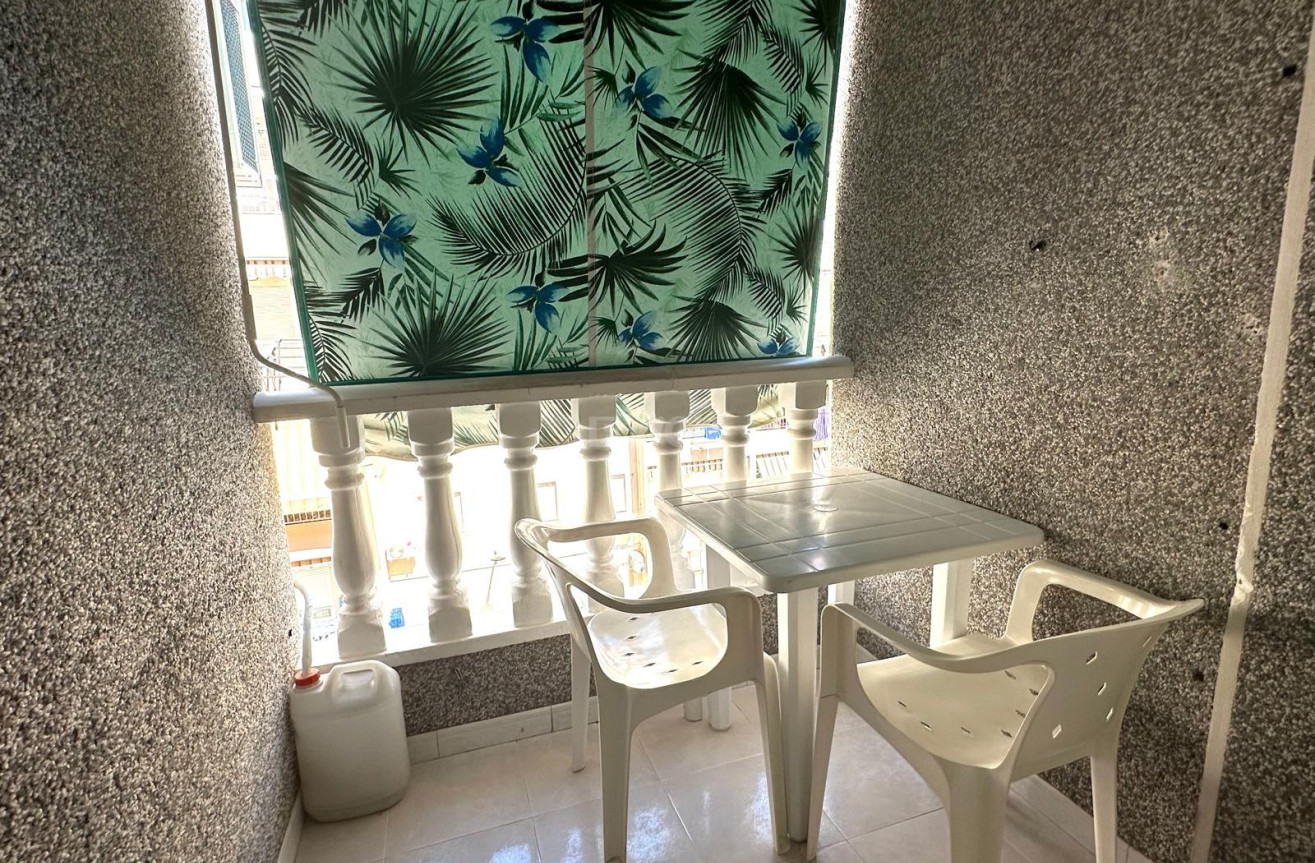 Reventa - Apartamento / piso - Torrevieja - Acequion