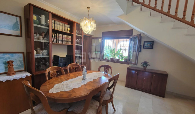 Wiederverkauf - Villa - Torrevieja - aguas nuevas