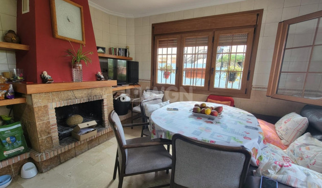 Wiederverkauf - Villa - Torrevieja - aguas nuevas