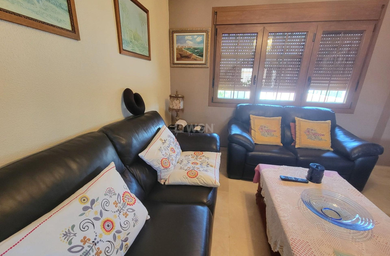 Wiederverkauf - Villa - Torrevieja - aguas nuevas