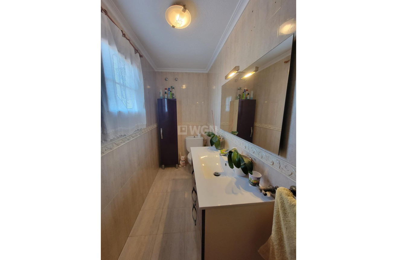 Wiederverkauf - Villa - Torrevieja - aguas nuevas