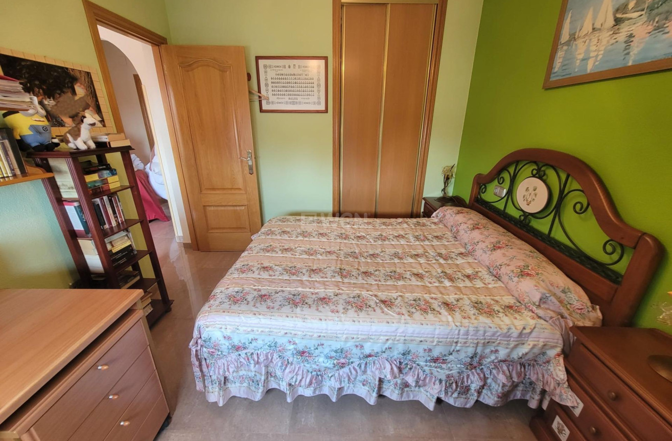 Wiederverkauf - Villa - Torrevieja - aguas nuevas