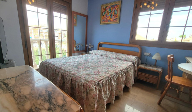 Wiederverkauf - Villa - Torrevieja - aguas nuevas