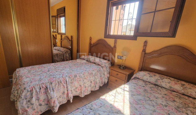 Wiederverkauf - Villa - Torrevieja - aguas nuevas