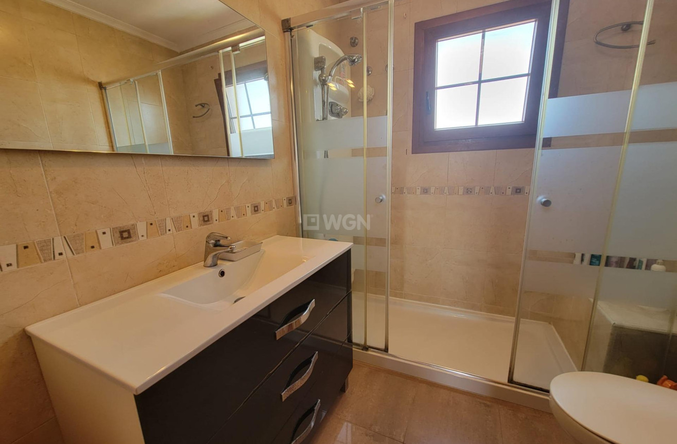 Wiederverkauf - Villa - Torrevieja - aguas nuevas