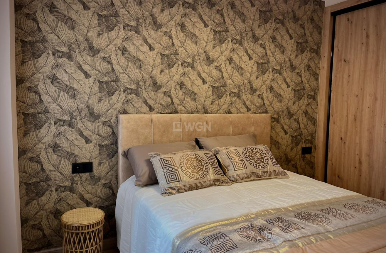 Resale - Apartment / flat - Torrevieja - Playa de los Locos