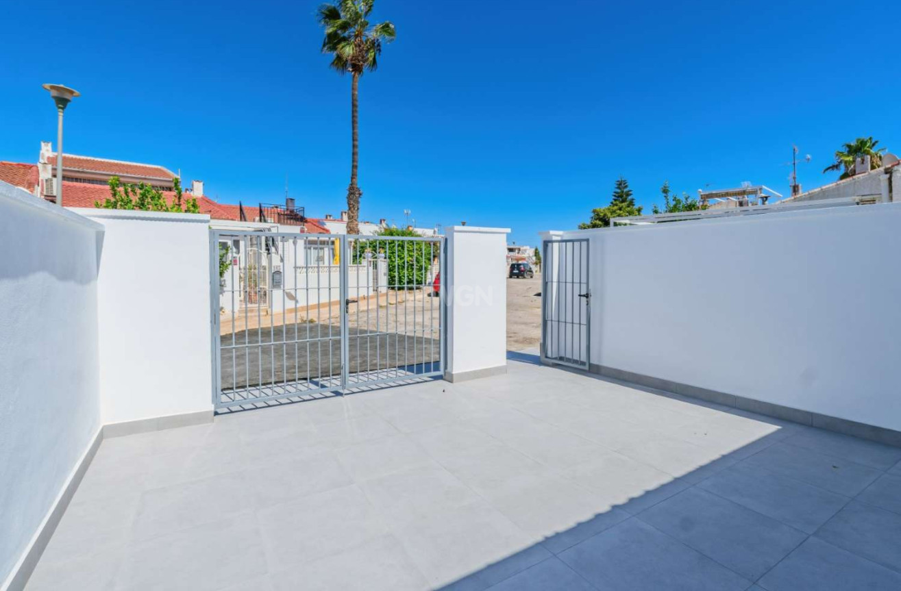 Resale - Bungalow - Torrevieja - Costa Blanca