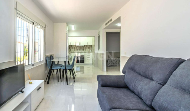 Resale - Bungalow - Torrevieja - Costa Blanca