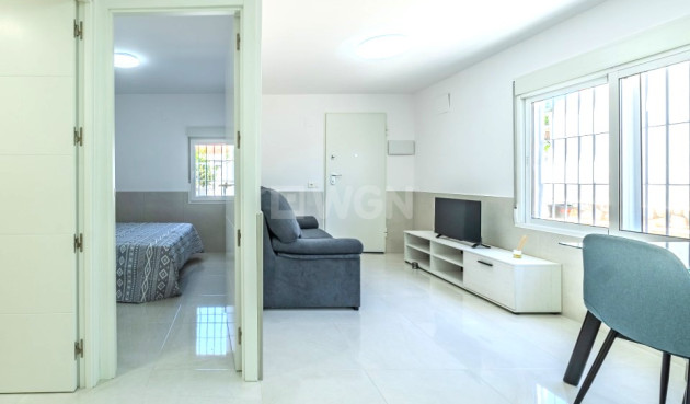 Resale - Bungalow - Torrevieja - Costa Blanca